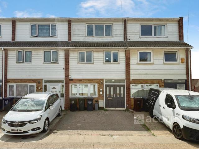 House for rent in New Town, Monks Orchard