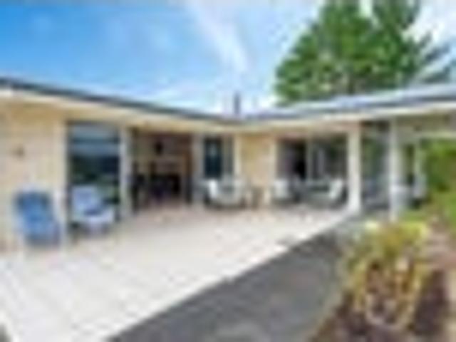 House for rent in Otakou