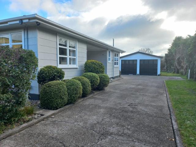 House for rent in Waikanae, Wellington