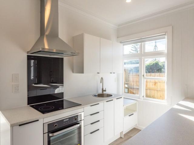 House for rent in Waikanae Beach, Wellington