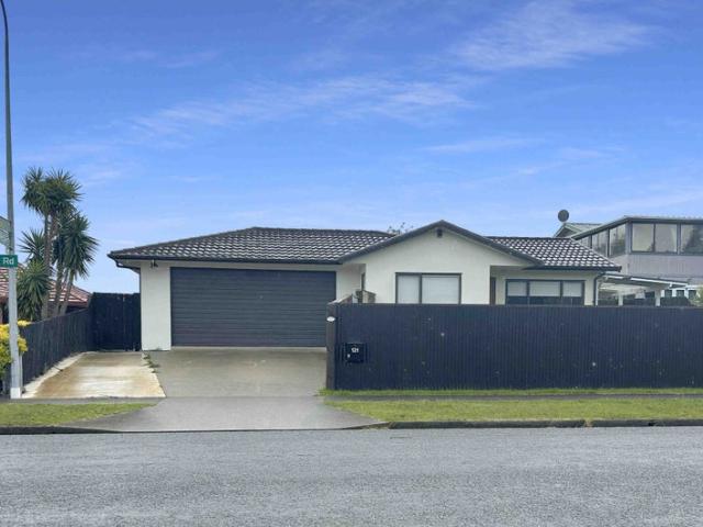 House for rent in Waikanae Beach, Wellington