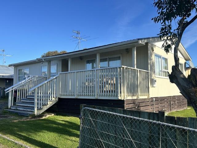 House for rent in Waikanae Beach, Wellington