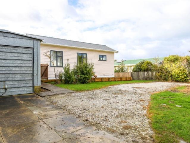 House for rent in Otakou