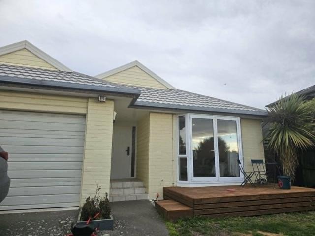 House for rent in Chaslands, Canterbury