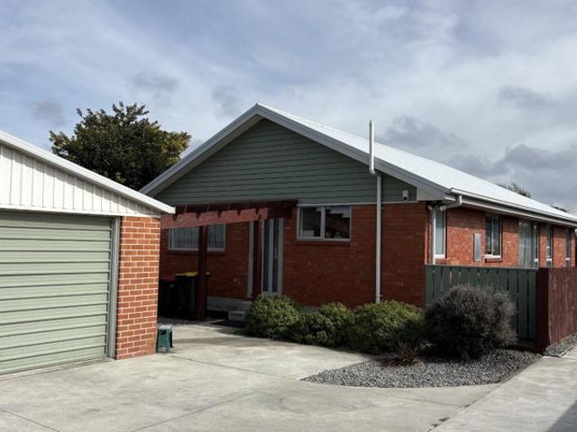 House for rent in Chaslands, Canterbury