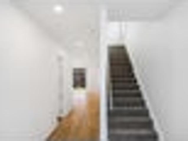 Townhouse for rent in Ara Hills, Rodney