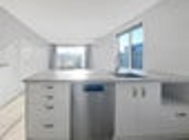 Townhouse for rent in Homedale, Lower Hutt