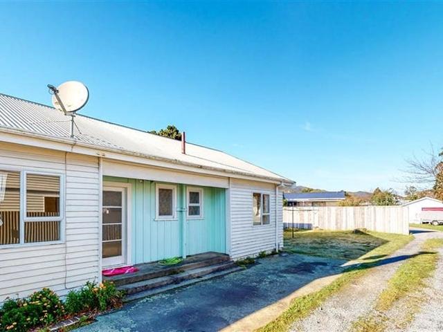 Apartment for rent in Homedale, Lower Hutt