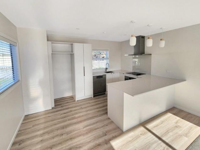 Apartment for rent in Days Bay, Wellington