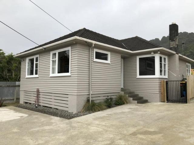 House for rent in Days Bay, Wellington