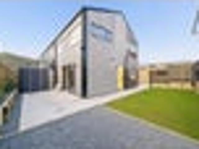 Townhouse for rent in Days Bay, Wellington