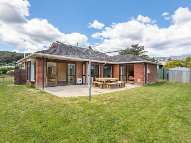 House for rent in Days Bay, Wellington