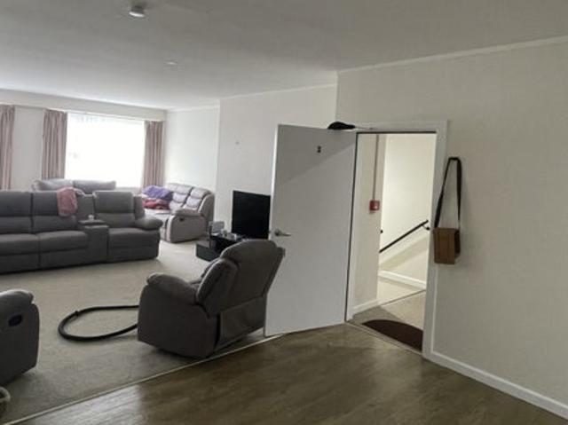 Apartment for rent in Days Bay, Wellington