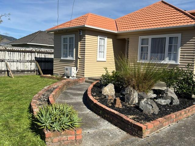 House for rent in Grovedale Square, Lower Hutt