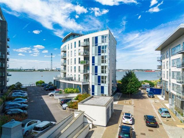 Apartment for rent in Swanscombe and Greenhithe, Monks Orchard