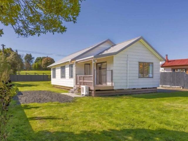 House for rent in Waipawa