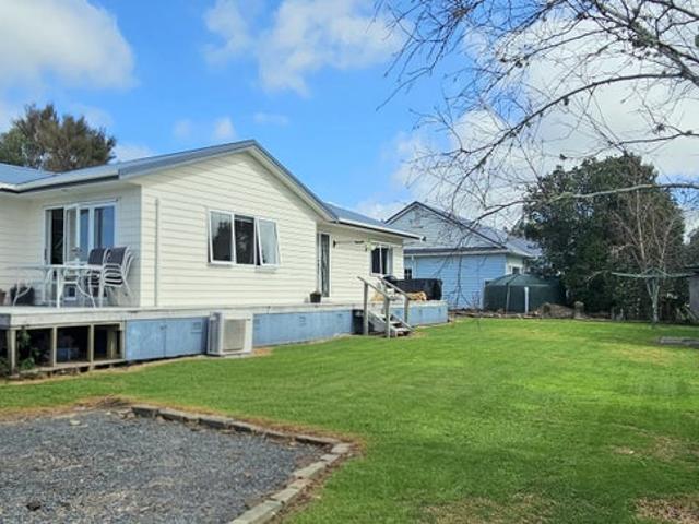 House for rent in Waipu Cove, Northland