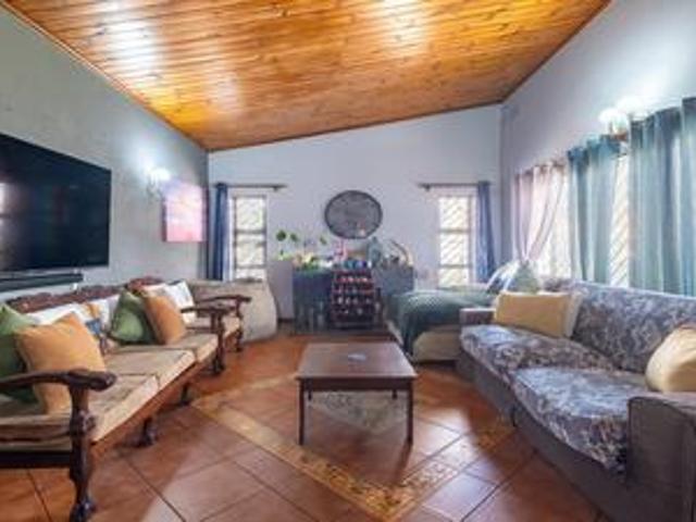 House for sale in Goodwood, Western Cape