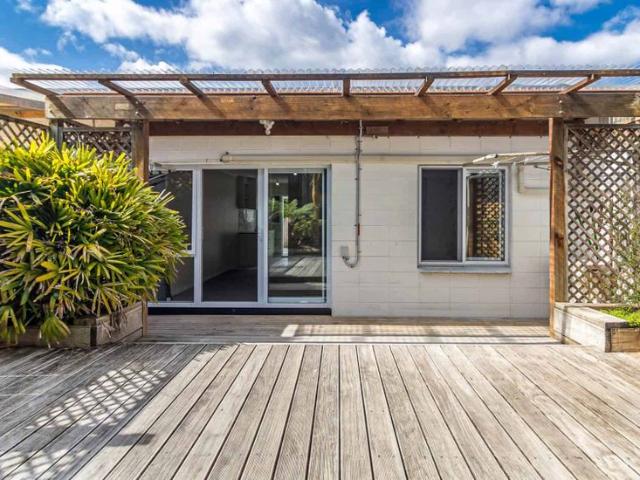 Apartment for rent in Mount Albert, Albert-Eden