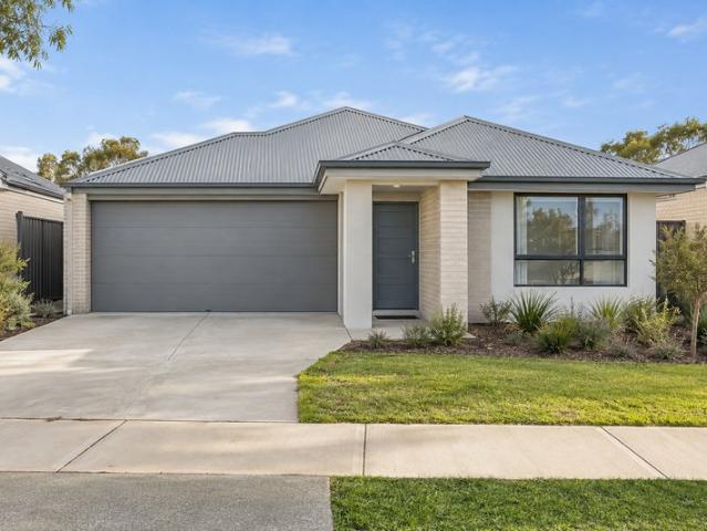 Cottage for sale in Parklands, Western Australia