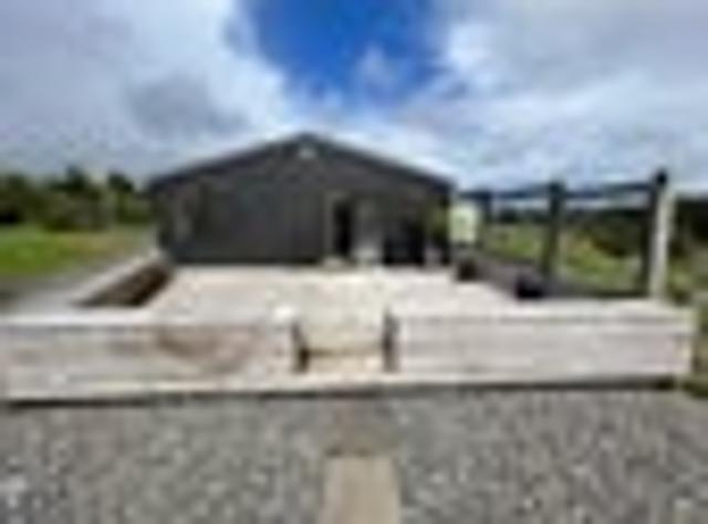 House for rent in Oratia, Oroua County
