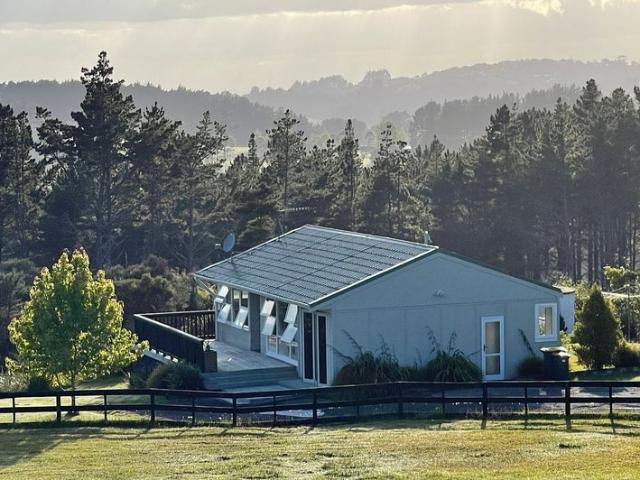 House for rent in Waitākere, Waitākere Ranges