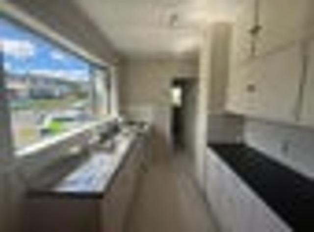 Apartment for rent in Waitangirua, Porirua