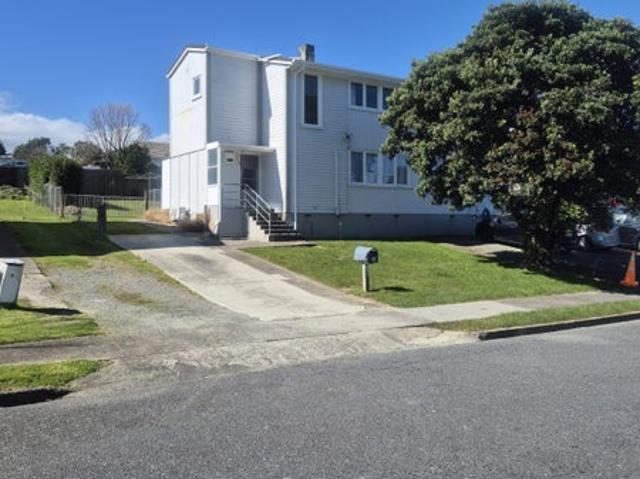 Apartment for rent in Papakaio, Wellington