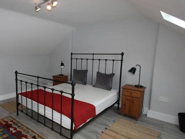 Apartment for rent in Fulham, Walham Green