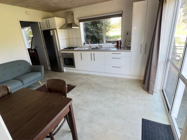 Apartment for rent in Awhitu, Oroua County