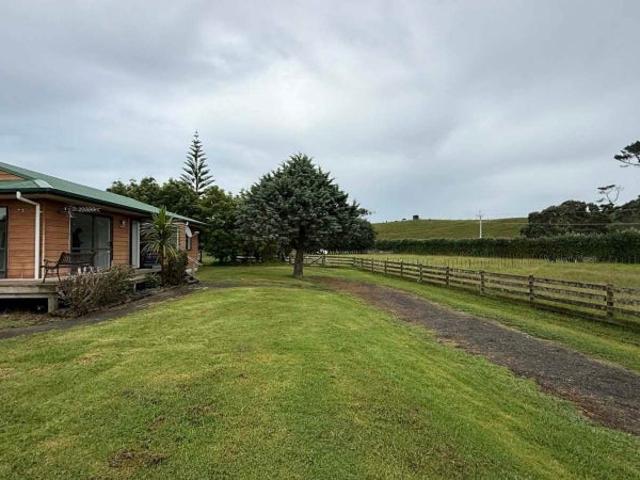 House for rent in Awhitu