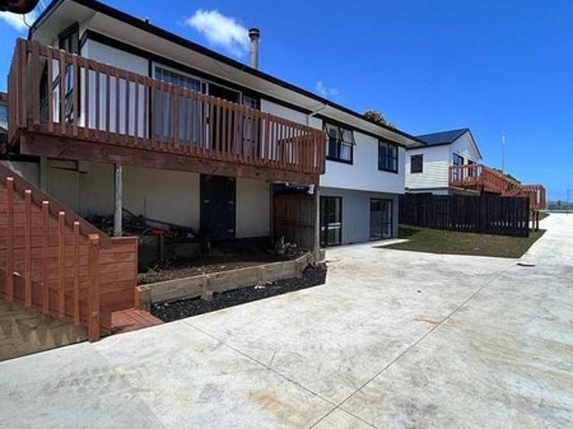 House for rent in Awhitu