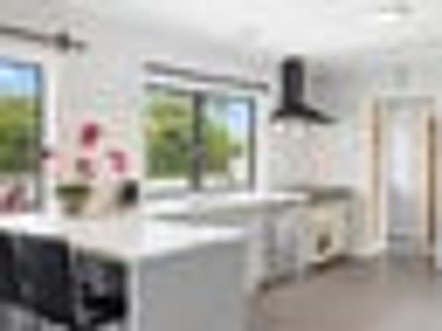House for rent in Awhitu, Oroua County