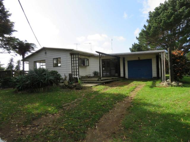 House for rent in Awhitu, Oroua County