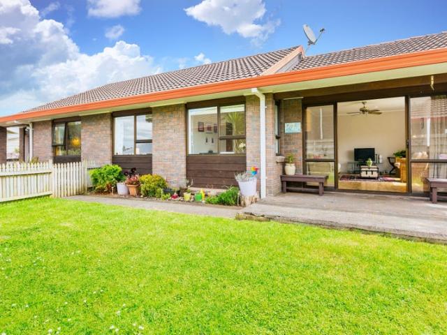 House for rent in Awhitu, Oroua County