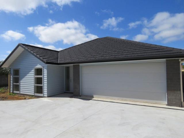House for rent in Awhitu, Oroua County