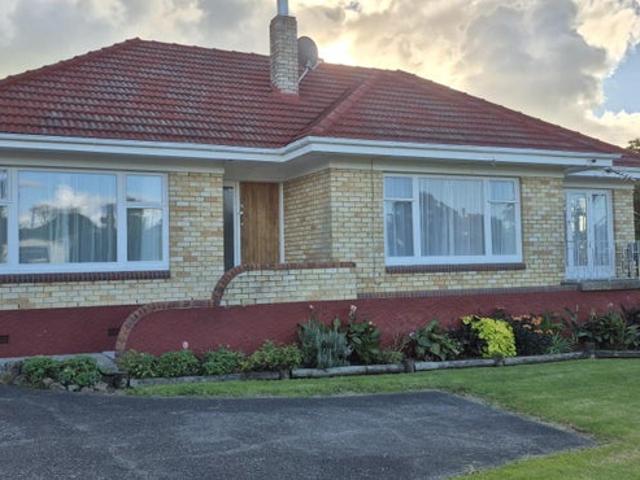 House for rent in Awhitu