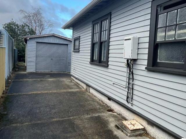 Apartment for rent in Days Bay, Wellington