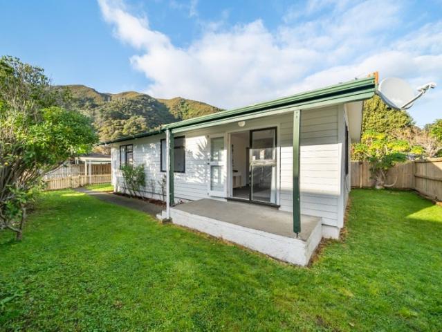 House for rent in Days Bay, Wellington