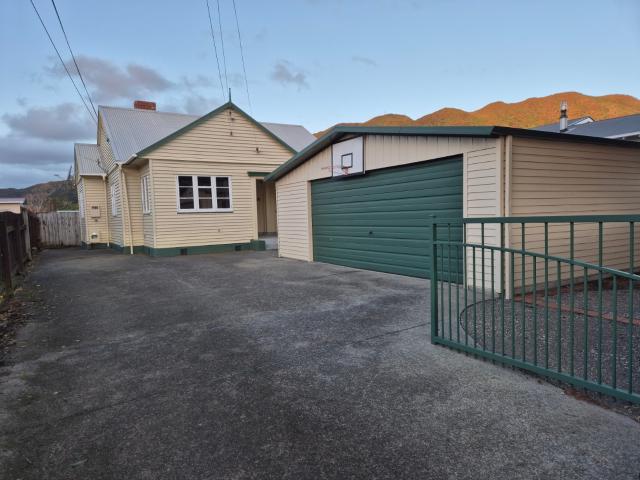 House for rent in Days Bay, Wellington