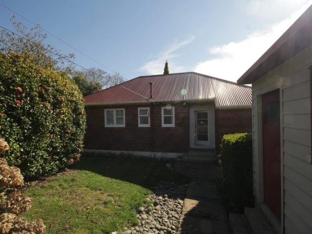 House for rent in Otakou