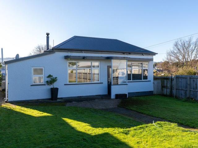 House for rent in Otakou