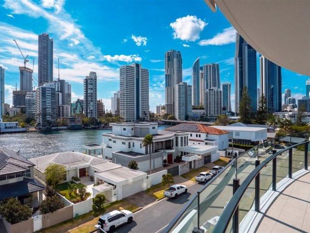 Apartment for sale in Surfers Paradise, Gold Coast City