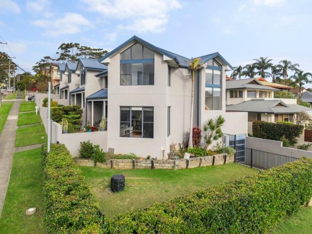 Townhouse for sale in Terrigal, New South Wales