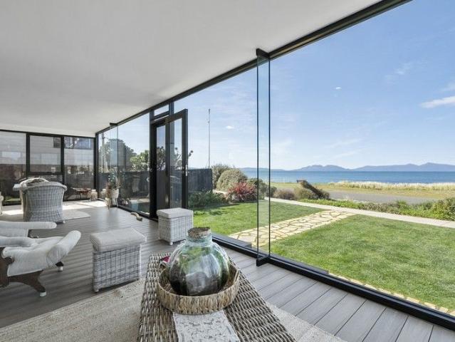 House for sale in Swansea, Glamorgan-Spring Bay