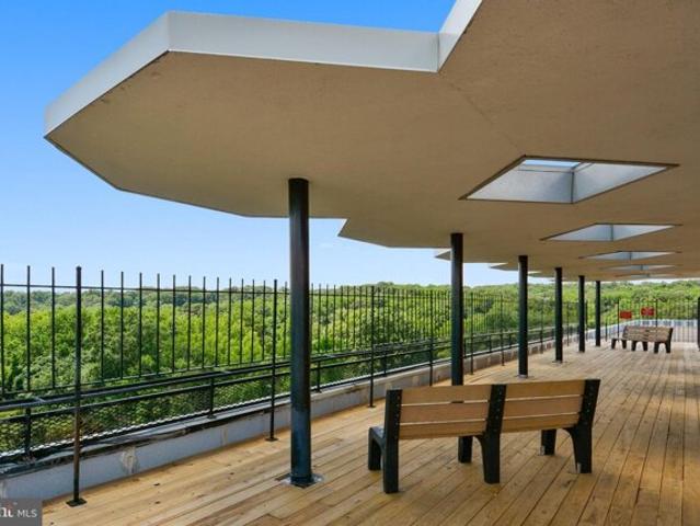 Condo for sale in Alexandria