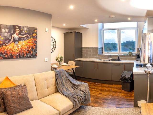 House for rent in Fenay Bridge, Kirklees