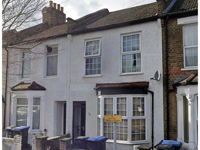 House for rent in Upper Edmonton, Greater London
