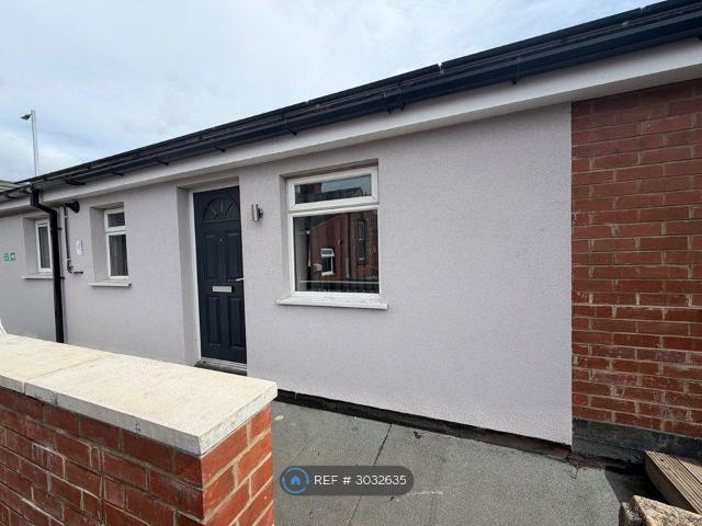 Apartment for rent in Thornes, Wakefield