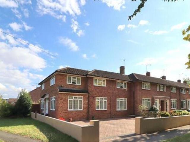 House for sale in Sheerwater, Woking
